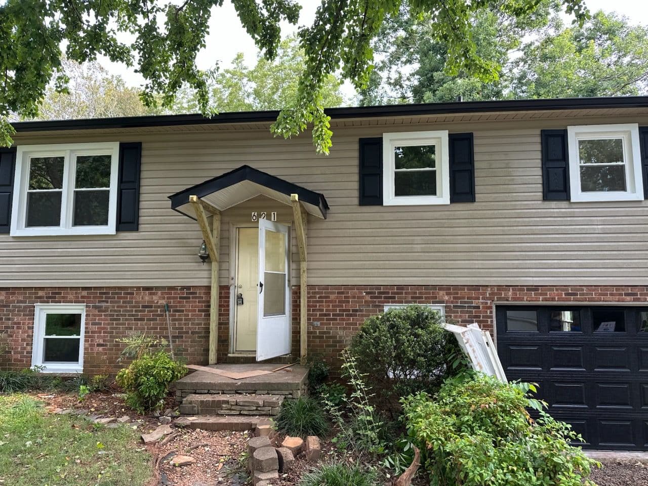 Wood Windows Swapped for Low-Maintenance Vinyl on This Split-Level Home image