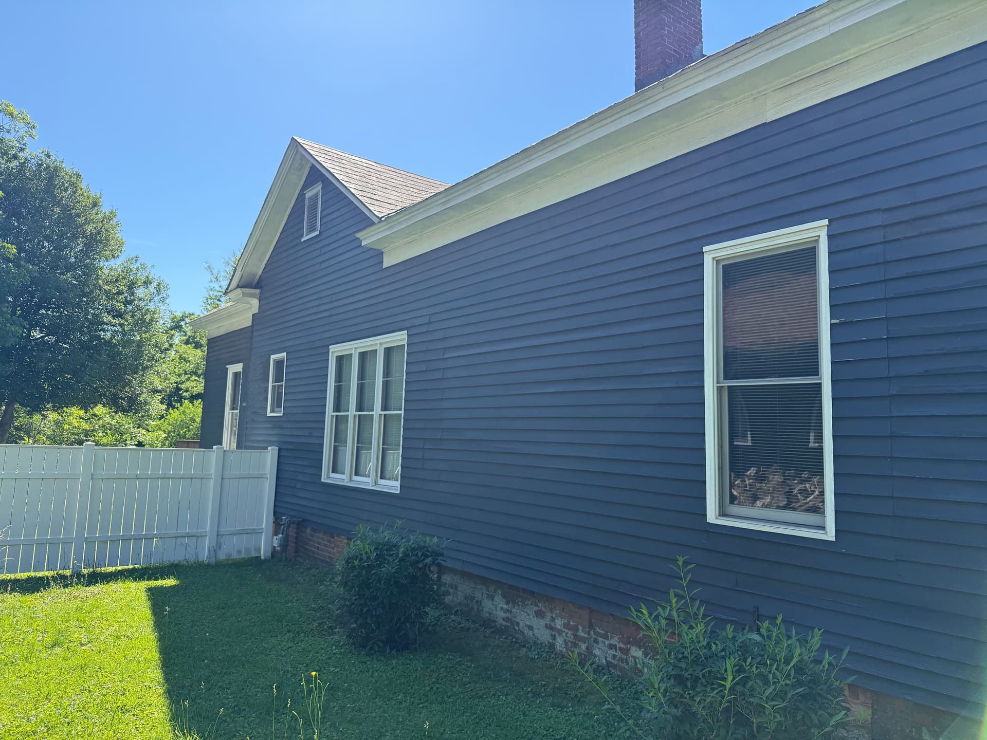 Gallery photos for New Vinyl Windows on a 100-Year-Old Charmer: Image #4