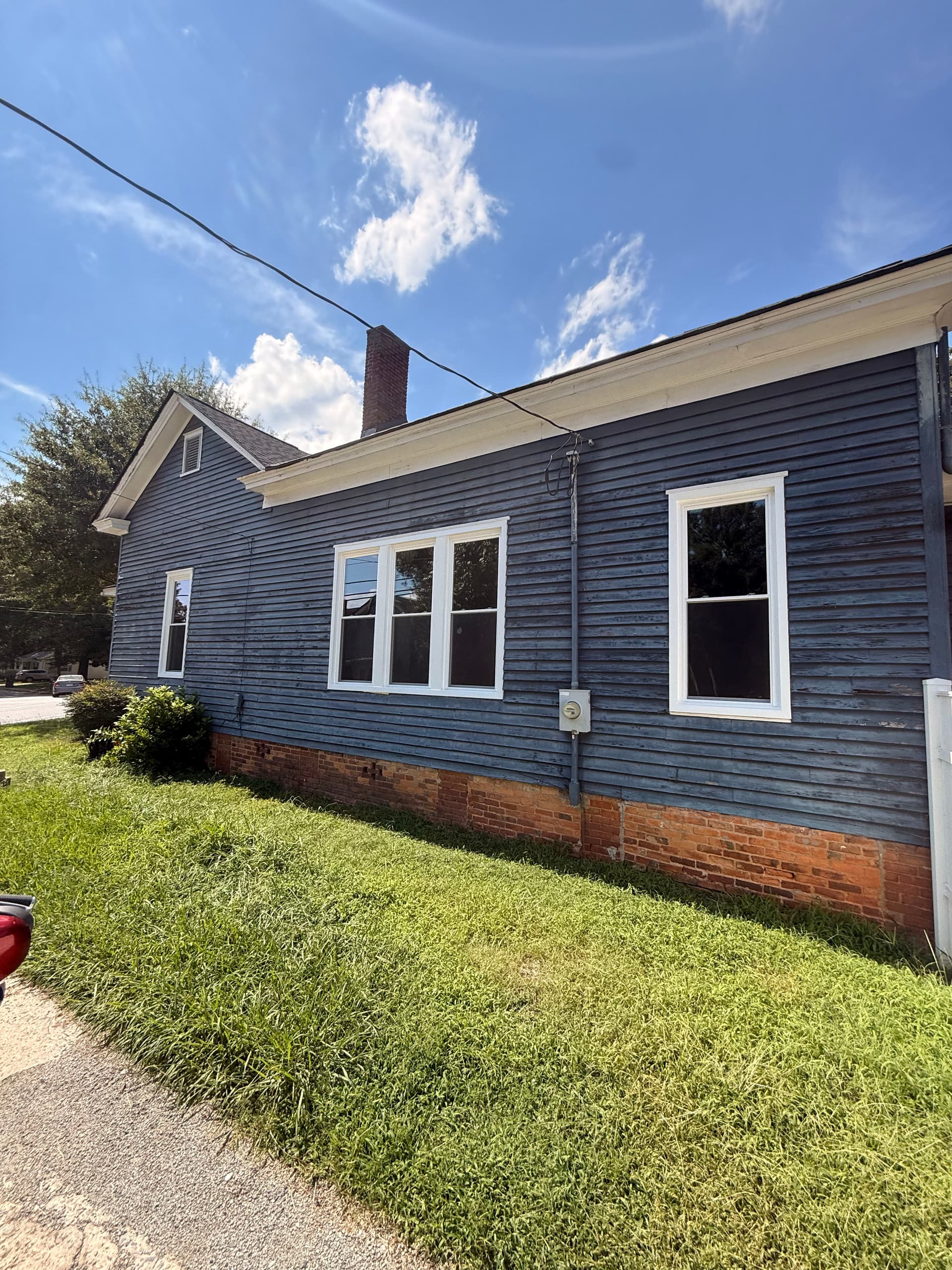 Gallery photos for New Vinyl Windows on a 100-Year-Old Charmer: Image #7