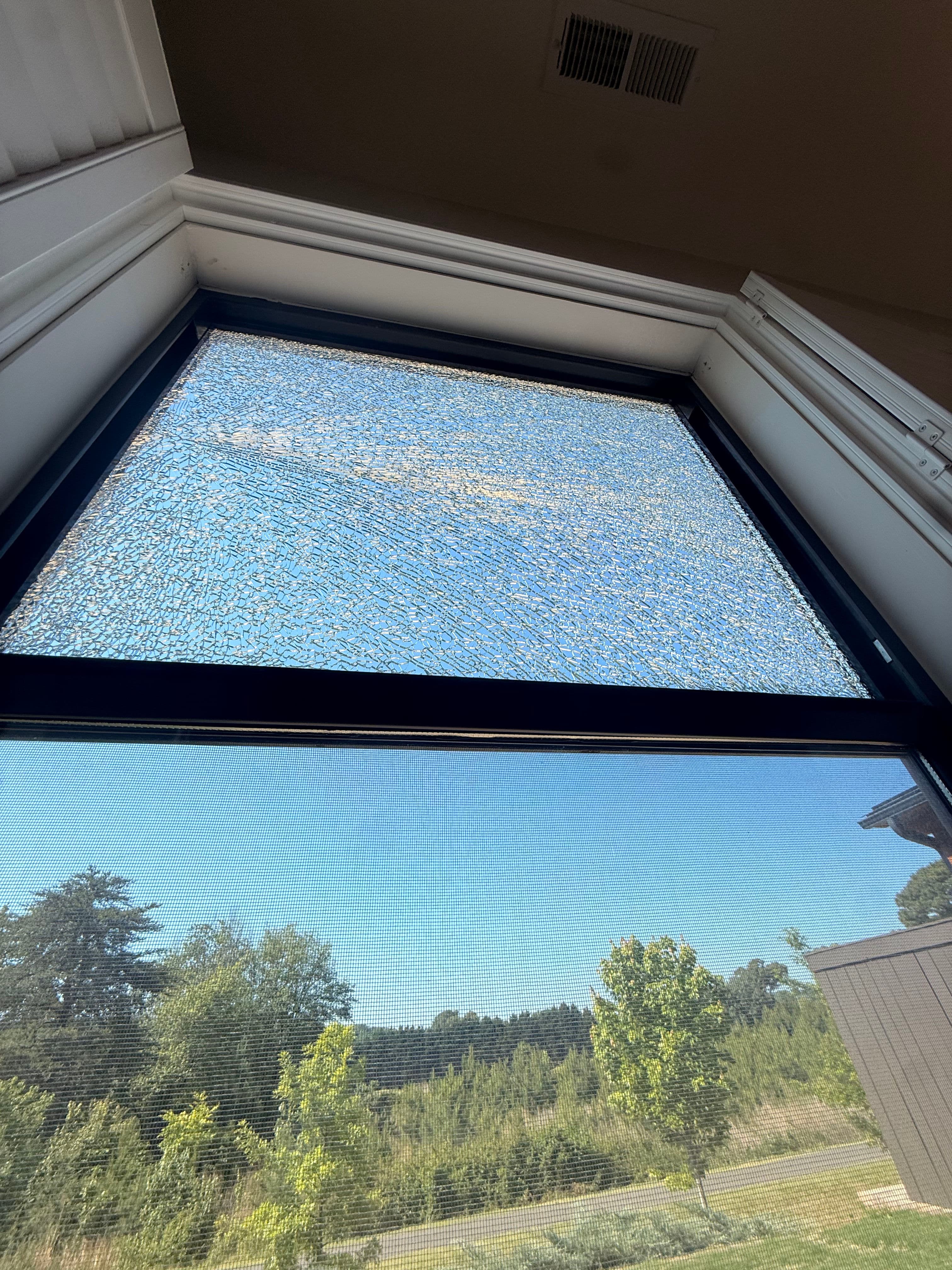 Project Cracked Glass Replaced at a Lincoln County Golf Course image