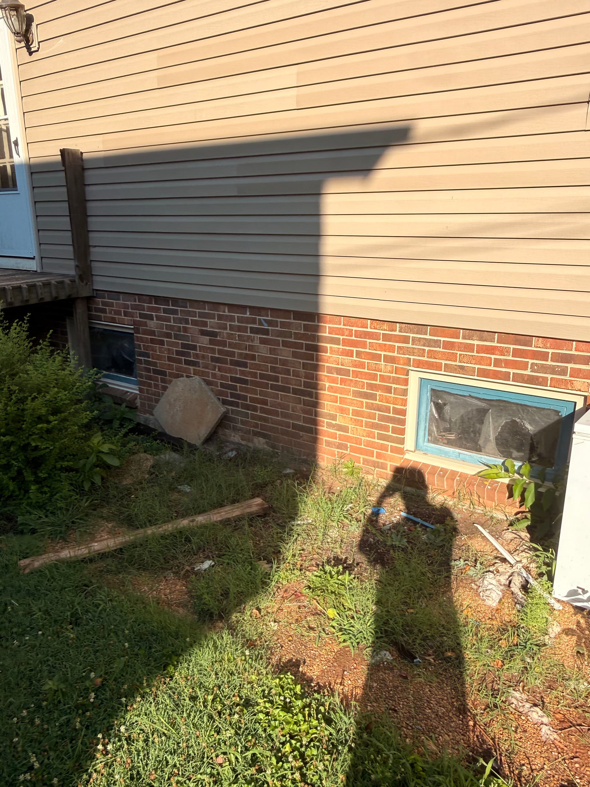 Gallery photos for Wood Windows Swapped for Low-Maintenance Vinyl on This Split-Level Home: Image #6