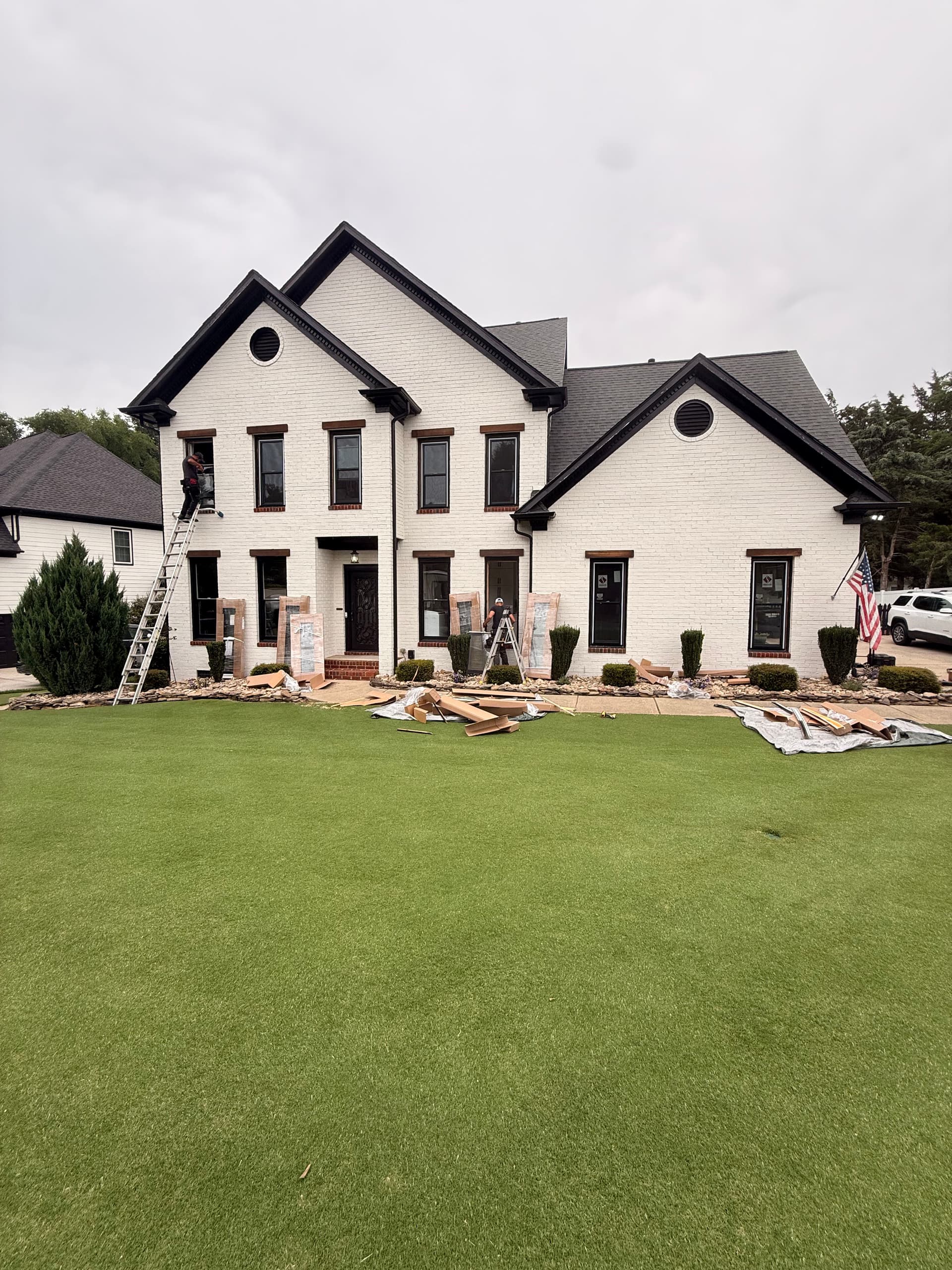 Gallery photos for All-Black Simonton 5500 Window Installation in Cornelius: Image #3