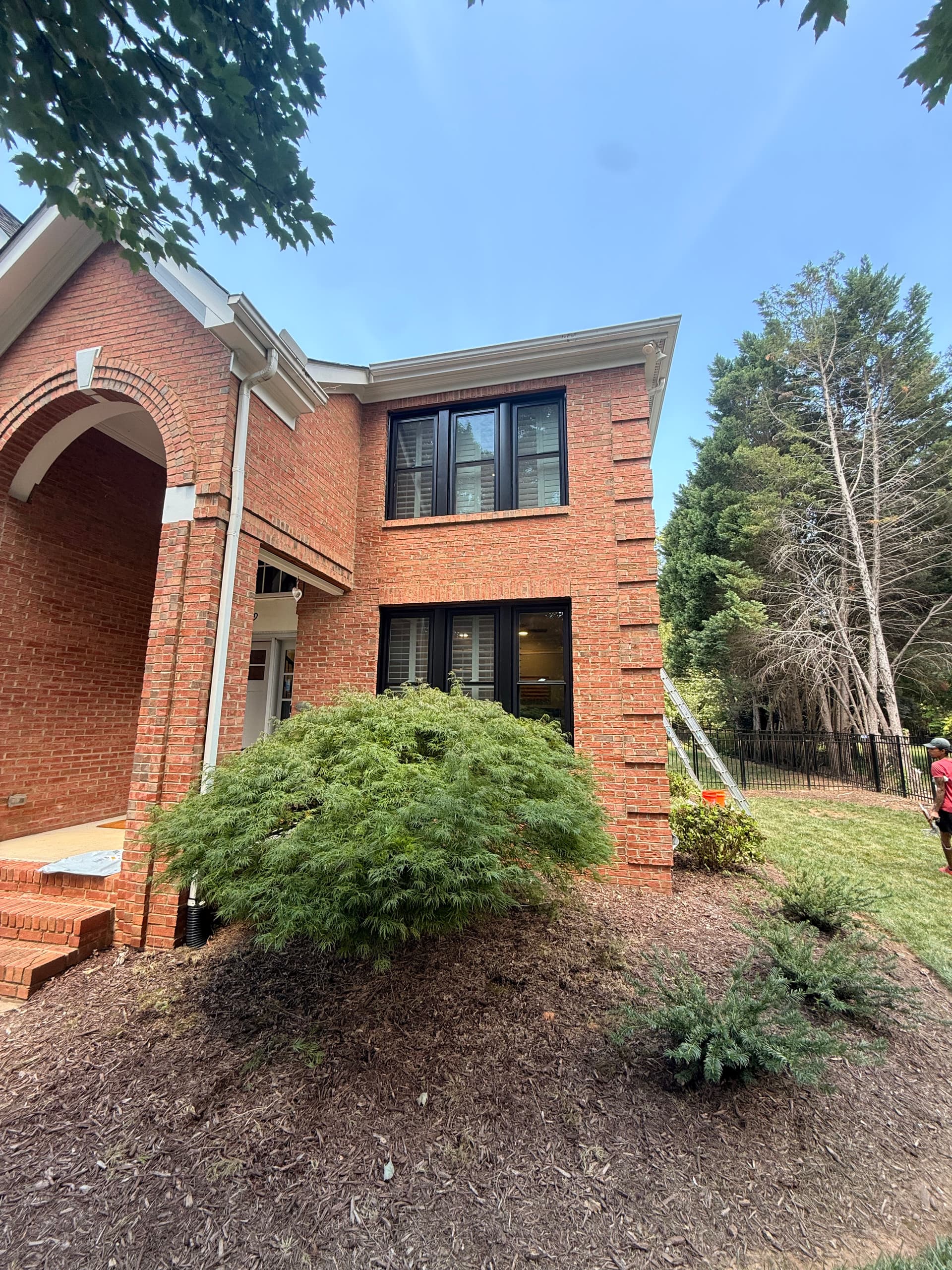 35 White Windows Swapped for Black on This Lake Norman Home image